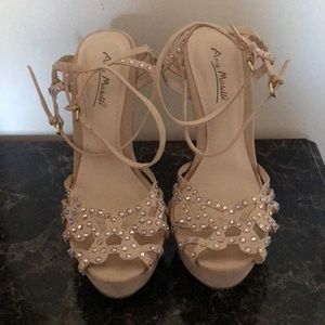 Anne Michell high heel fashion shoe.